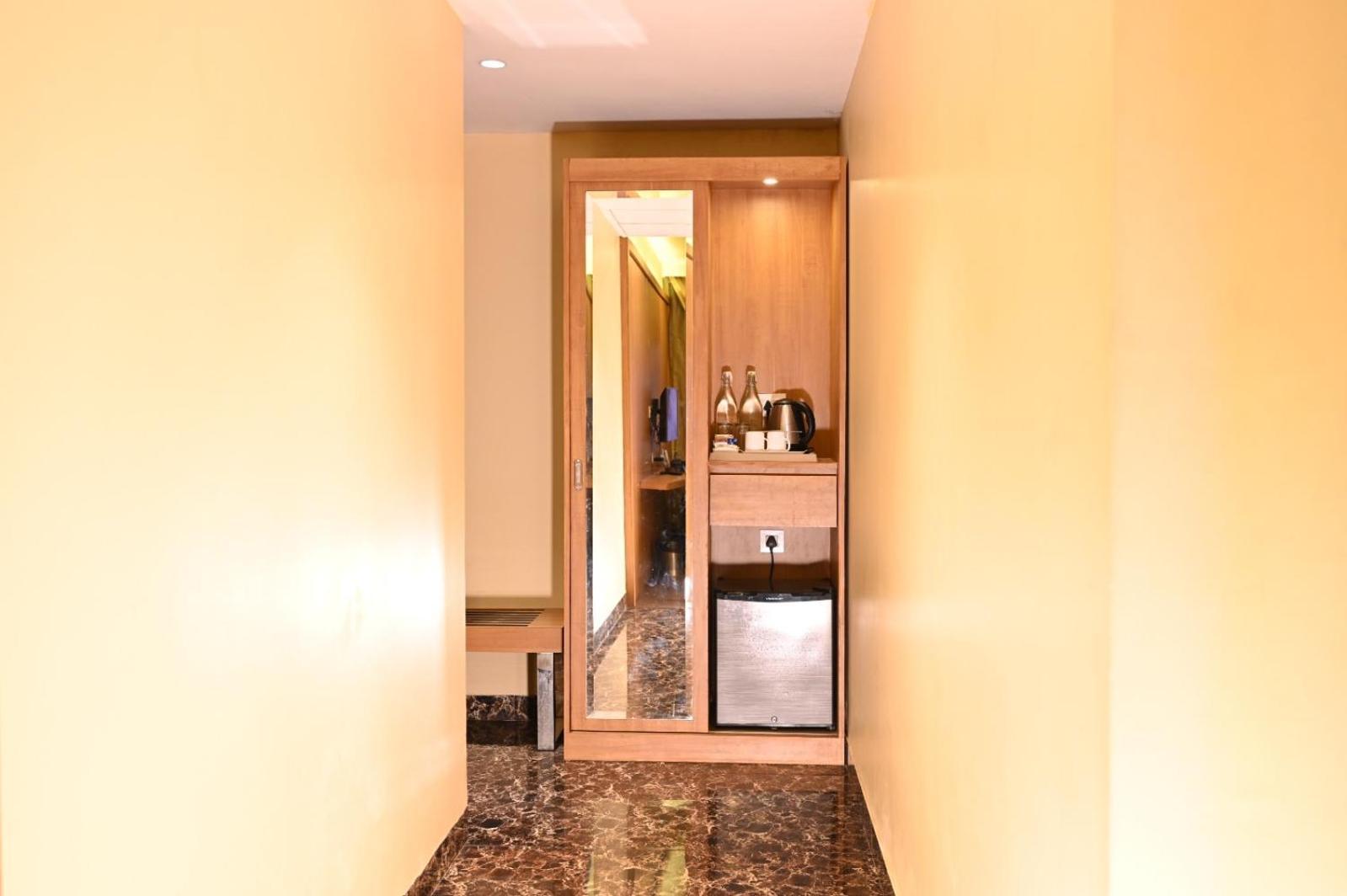 The Fern Residency Kolkata Hotell Eksteriør bilde